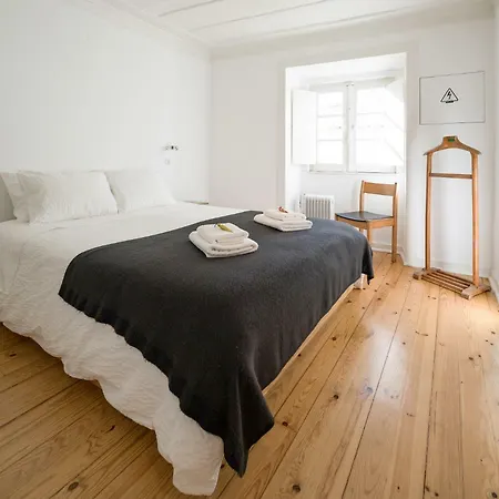 アパート Alfama Casa Amarela リスボン